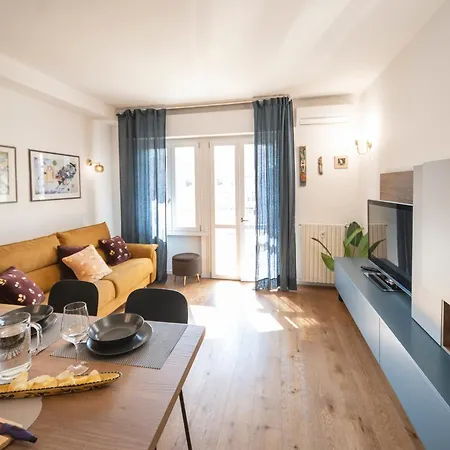 Angelico Terrace Modern *