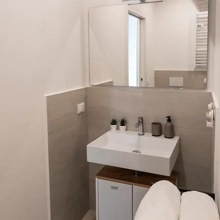 Angelico Terrace Modern * Floransa